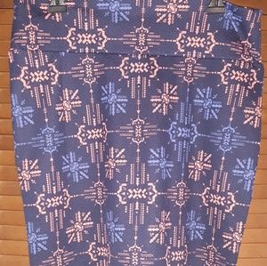 Gently used lularoe cassie skirt